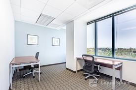 Regus | Cerritos Towne Center