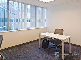 HQ | NY, Holbrook - Veteran Memorial Hwy