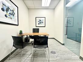 Office Evolution - Golden