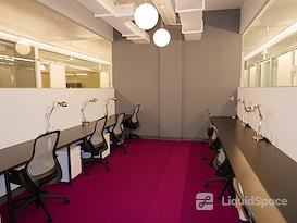 The Yard: Columbus Circle