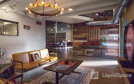 Common Desk - Westchase