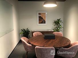 Industrious - Fashion District