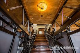 Suite Executive Station