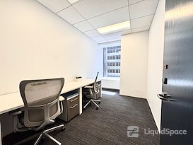 Emerge212 - 1185 Avenue of the Americas