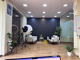 Desks, Meeting Rooms and a Quiet Co-working space