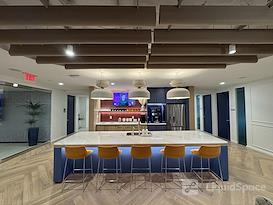 Carr Workplaces - Tysons