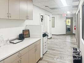 Regus | AZ, Tucson - N Oracle Road