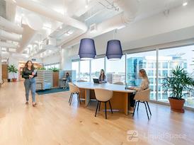 Regus | Colonnade