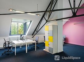 Regus | Fontainebleau, Stop &amp; Work Fontainebleau