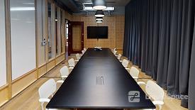 FORA | White Collar Factory 