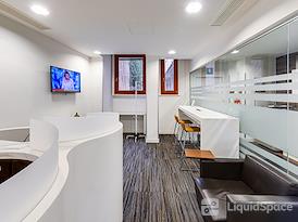 Signature | Milan, Torre Velasca