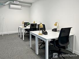 Regus | London, 123 Disraeli Road
