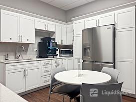 HQ | IL, Orland Park - 94th Ave