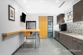 Regus | Columbia Center