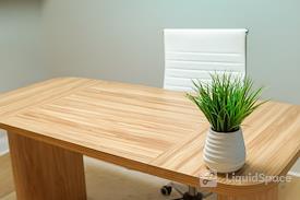 Office & Collaboration Space