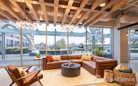 Common Desk - Energy Square