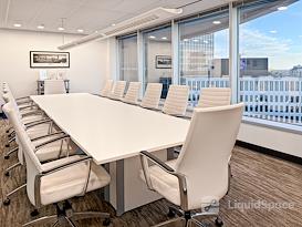 Regus | 201 Portage Avenue