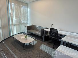 Regus at 2180 Harvard Street located in Harvard Square