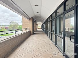 Regus | Columbia Center on Stadium