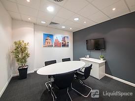 Regus | Nottingham East Midlands Airport