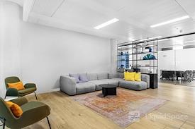 Regus | White City