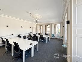 Signature | Edinburgh, 6 Waterloo Place