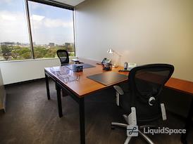 Regus | Highland Park Place