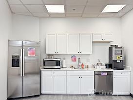 Regus | IA, West Des Moines  - West Lakes Parkway