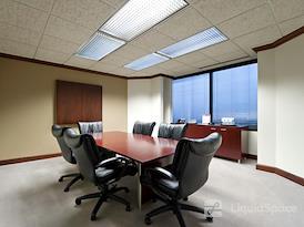 Regus || SouthBridge Center