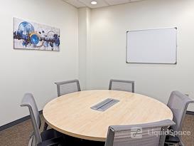 Regus | KY, Bowling Green - 922 State Street