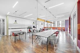 Regus | Bangkok, Bhiraj Tower At Bitec