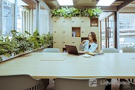 SpaceBar Office | Huamak