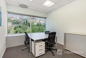 Regus | Istanbul, Besiktas Selenium