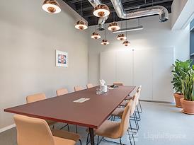 SPACES | Edinburgh Places Lochrin Square