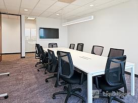 Regus | IL, Buffalo Grove - E Lake Cook Rd