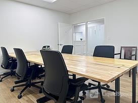 Regus | Chicago - N Green St
