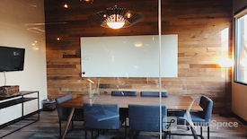 Common Desk - Anderson Lane