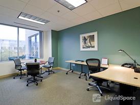 Regus | Sunroad Corporate Center