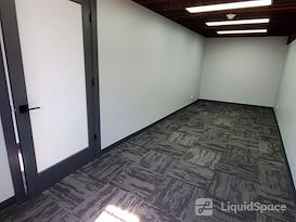 Regus || Plano Shops at Legacy