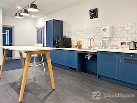 HQ | BELFAST, Weavers Court