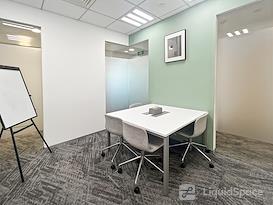 Regus | Shanghai, Huaihai Plaza