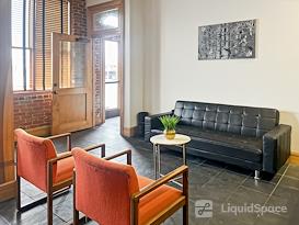 HQ | CA, Bakersfield - Eye St.