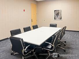 HQ | MI, East Lansing - Grand River