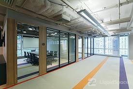 Island East | Eastern Central Plaza