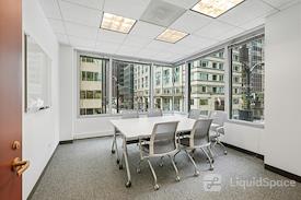 Flexday Suites - 1 North Franklin