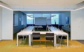 Regus | Amsterdam Piet Heinkade 55