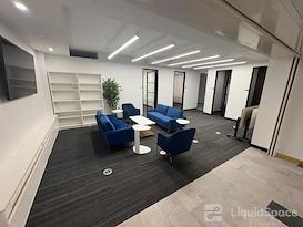 Jay Suites - Fifth Avenue Location