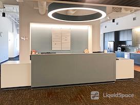 Regus | WI, Glendale - Bayshore Town Center