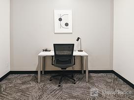 Regus | Edmond - S Broadway