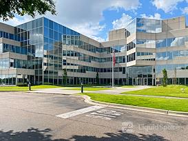 Regus | Triad Centre I (Office Suites Plus)